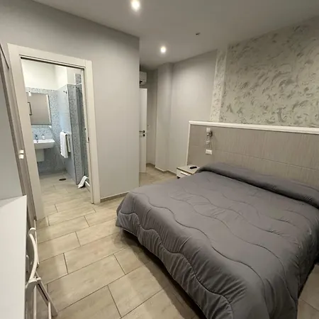 住宿加早餐酒店 Confort Holidays